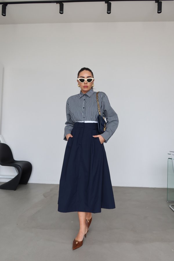 Beli Çift Görünümlü Pileli Kloş Etek