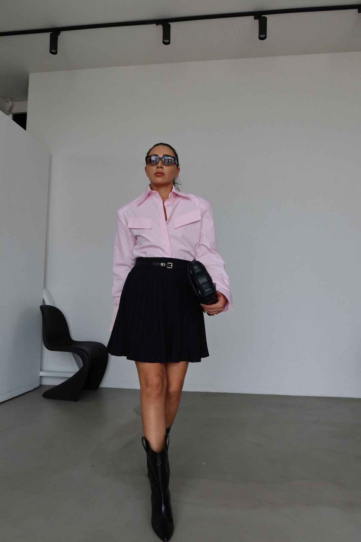 Pileli Kemerli Mini Şort Etek