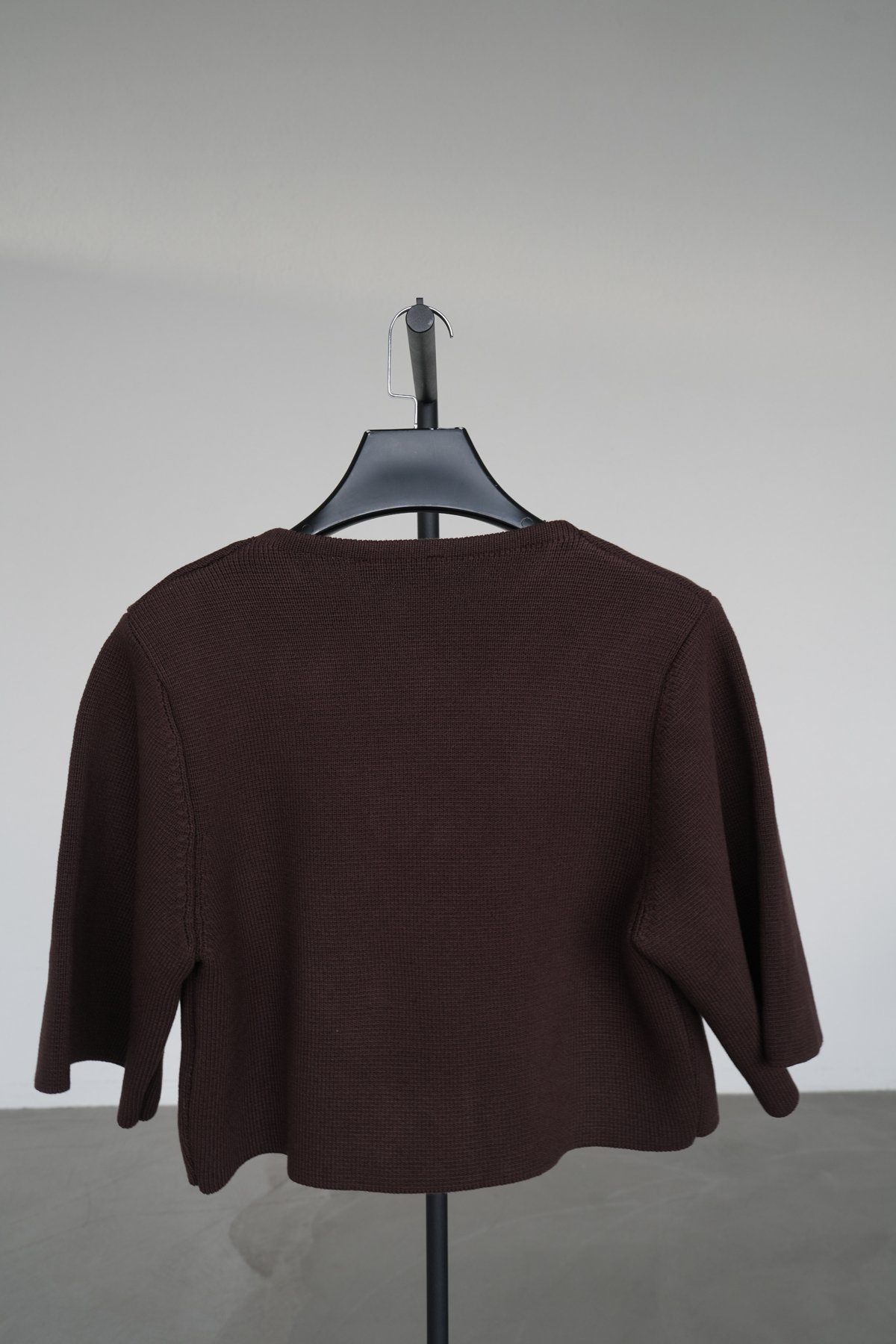 Kısa Kollu Büyük Düğmeli Çelik Hırka