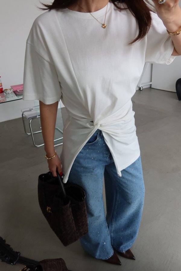 Önü Düğümlü Kısa Kol Bluz