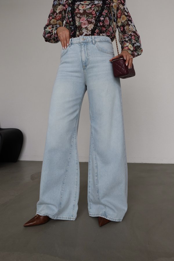 Dikişli Detaylı Ekstra Bol Paça Jean