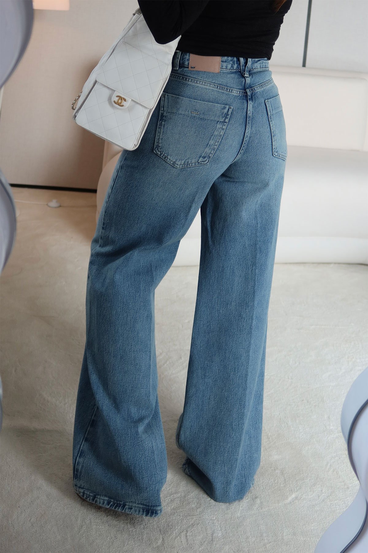 Yüksek Bel Hafif Likralı Bol Paça Jean