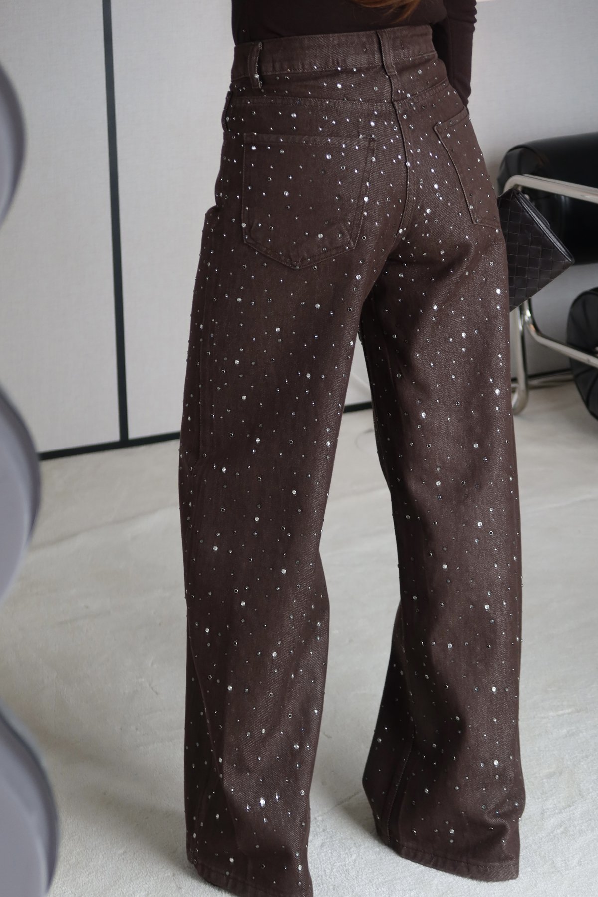 Taş Baskılı Bol Paça Denim Pantolon