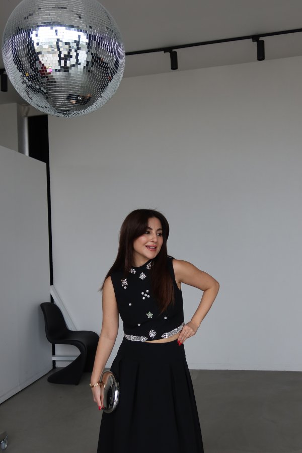 Taş İşlemeli Tasarım Bluz