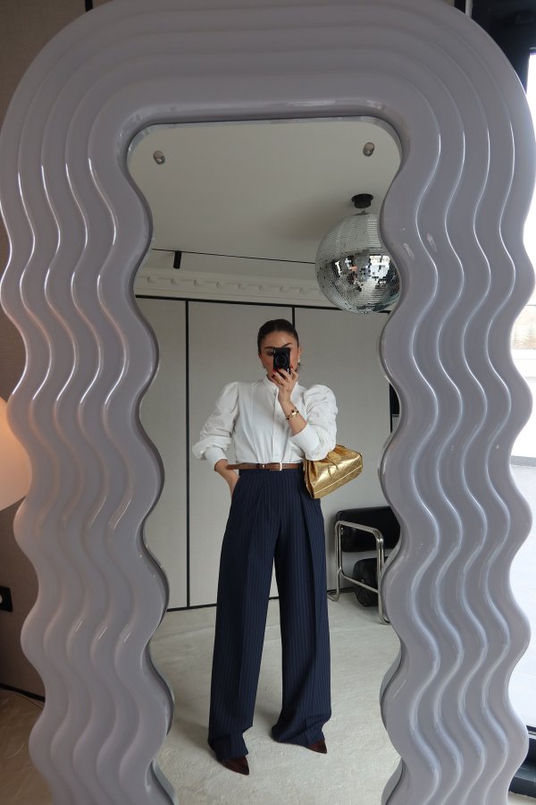 Çift Pileli Çizgili Kemerli Pantolon