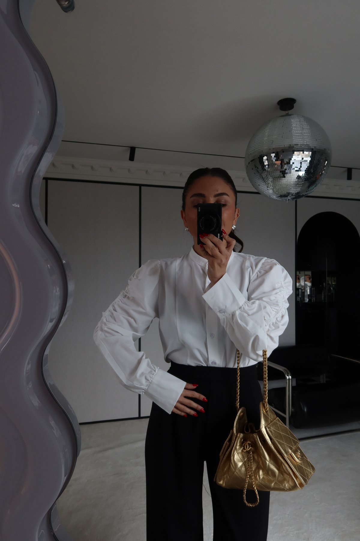 Hakim Yaka Kolları Büzgülü