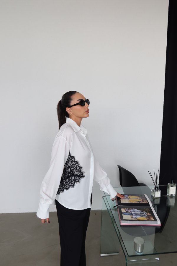 Güpür İşlemeli Beli Bağlamalı Gömlek