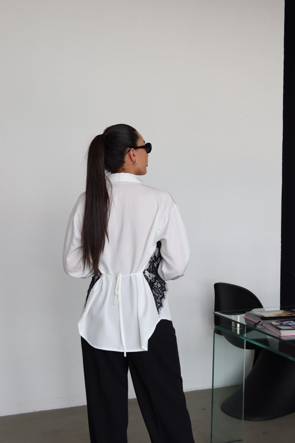 Güpür İşlemeli Beli Bağlamalı Gömlek