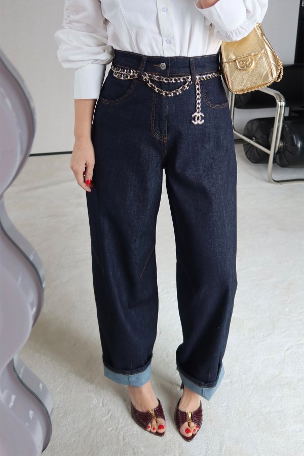 Paça Detaylı Kontrast Dikiş Mom Jean