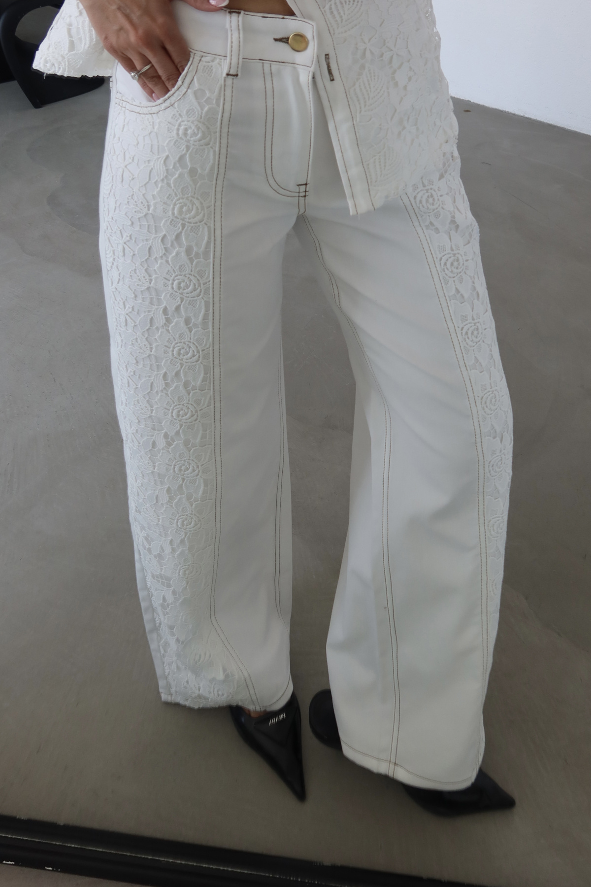 Kontrast Dikişli Boydan Dantelli Premium Jean