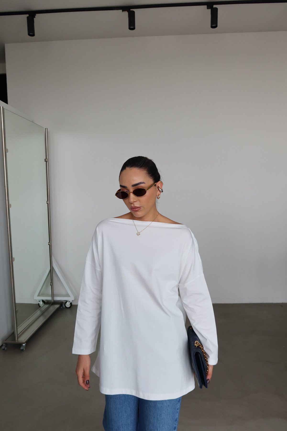 Arkası Dantelli Tshirt