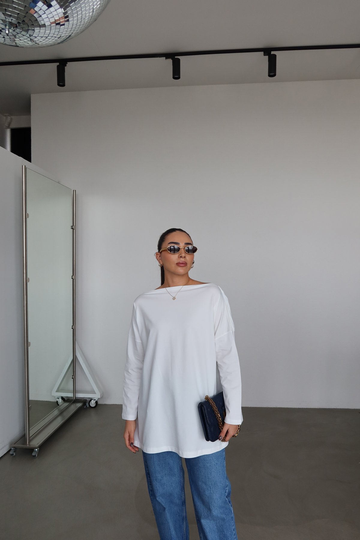 Arkası Dantelli Tshirt