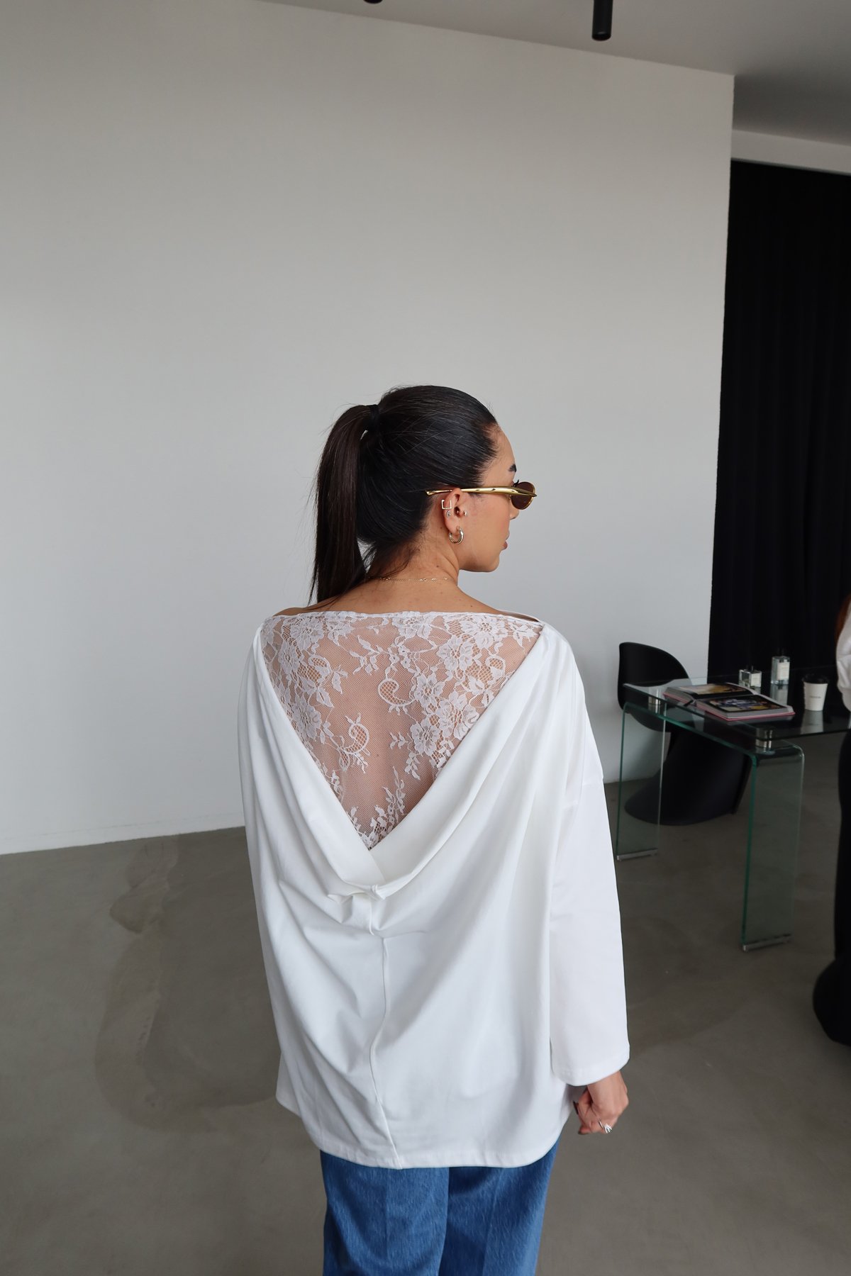 Arkası Dantelli Tshirt