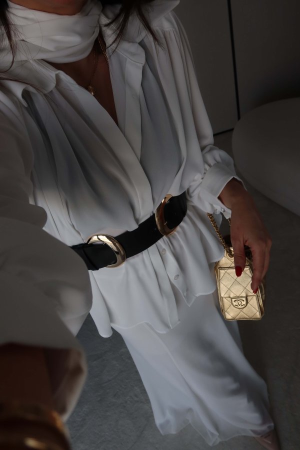 Omuzu Vatkalı Şifon Gömlek