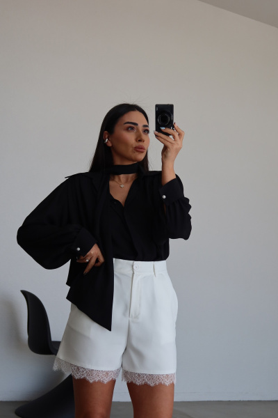 Omuzu Vatkalı Şifon Gömlek