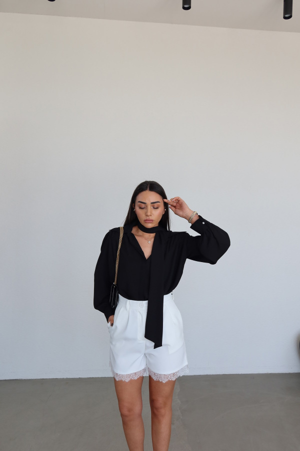 Omuzu Vatkalı Şifon Gömlek