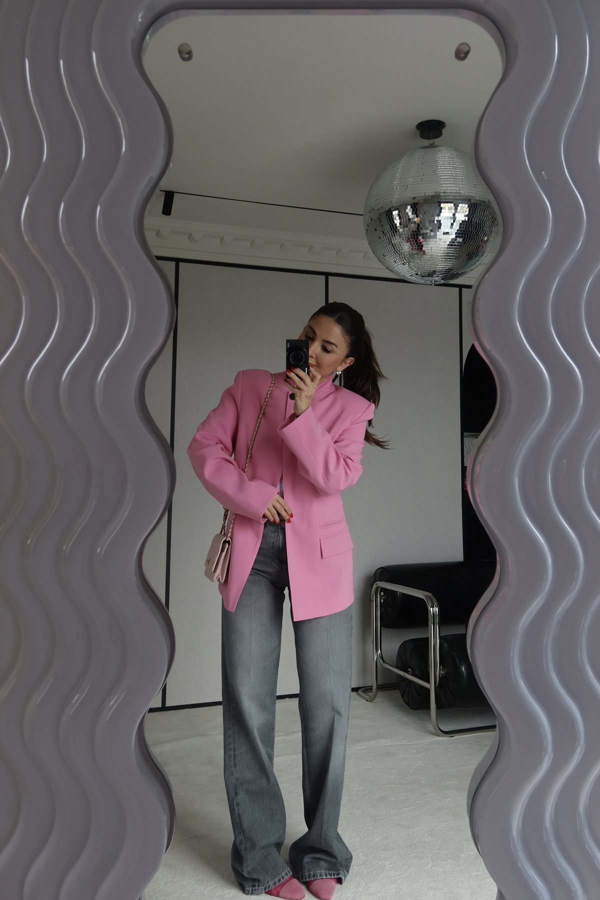 Omuzu Vatkalı Tek Düğmeli Ceket