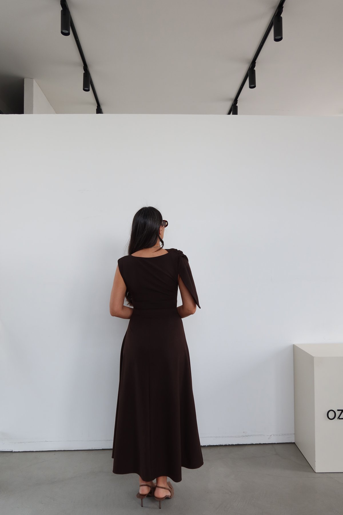 Bağlama Detaylı Süs Cepli Elbise