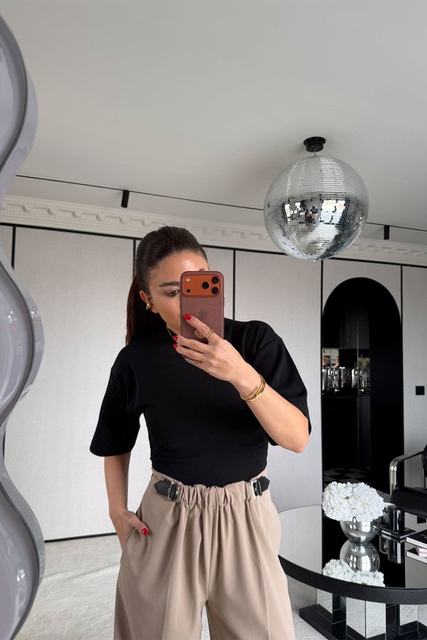 Bel Büzgülü Yarasa Kol Tişört