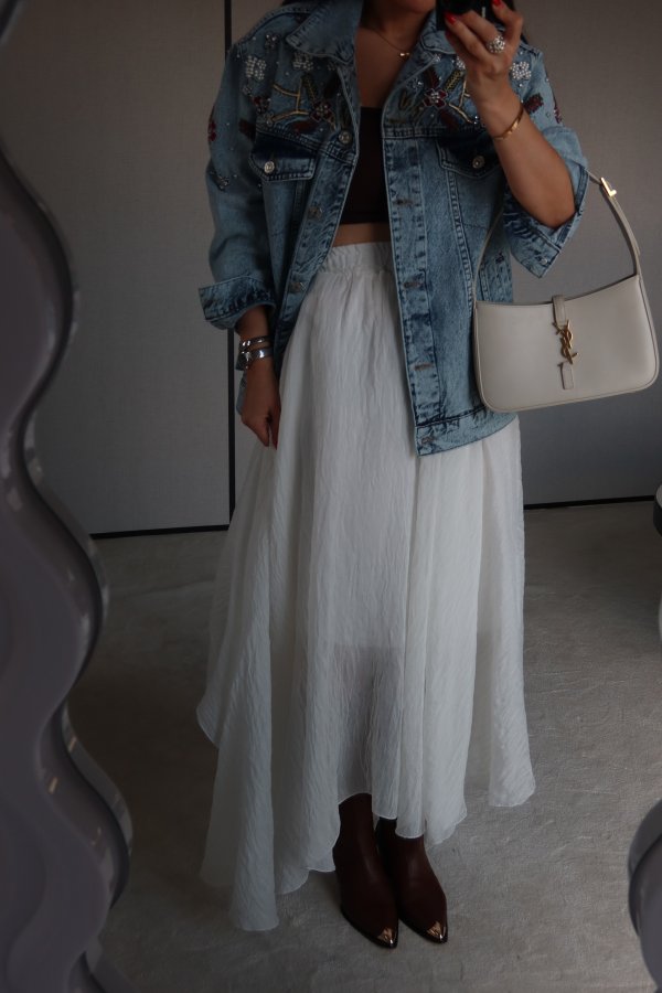 Asimetrik Kesim Kırışık Etek