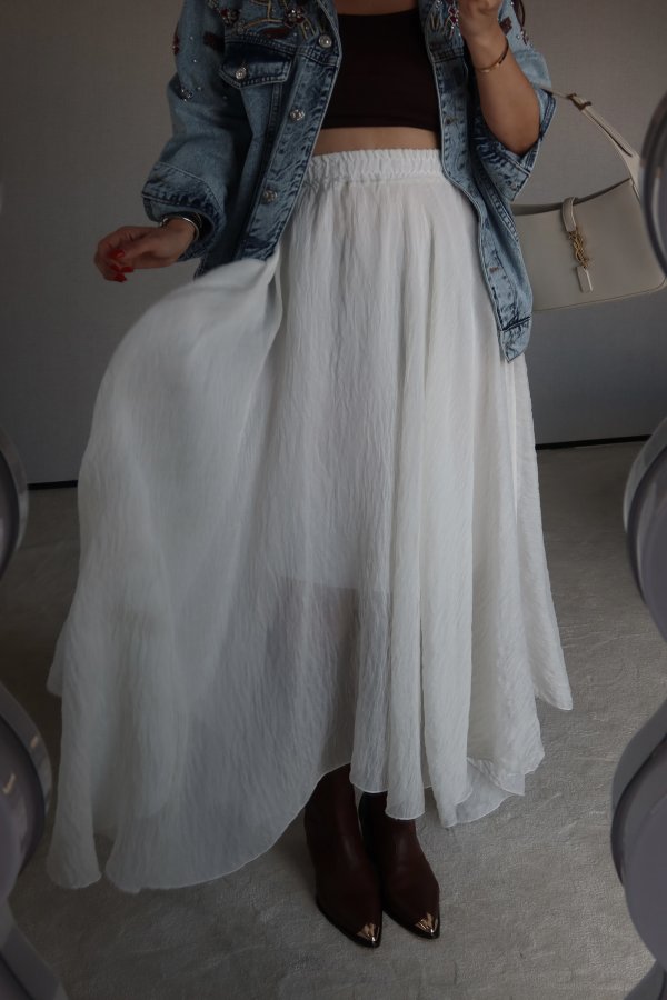 Asimetrik Kesim Kırışık Etek