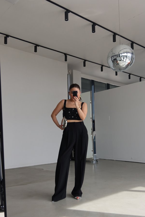 Önü Taşlı Kalın Askılı Büstiyer