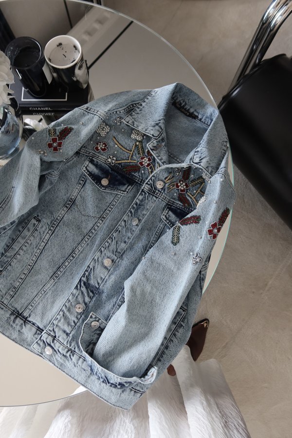 İnci Ve Nakış İşlemeli Denim Ceket