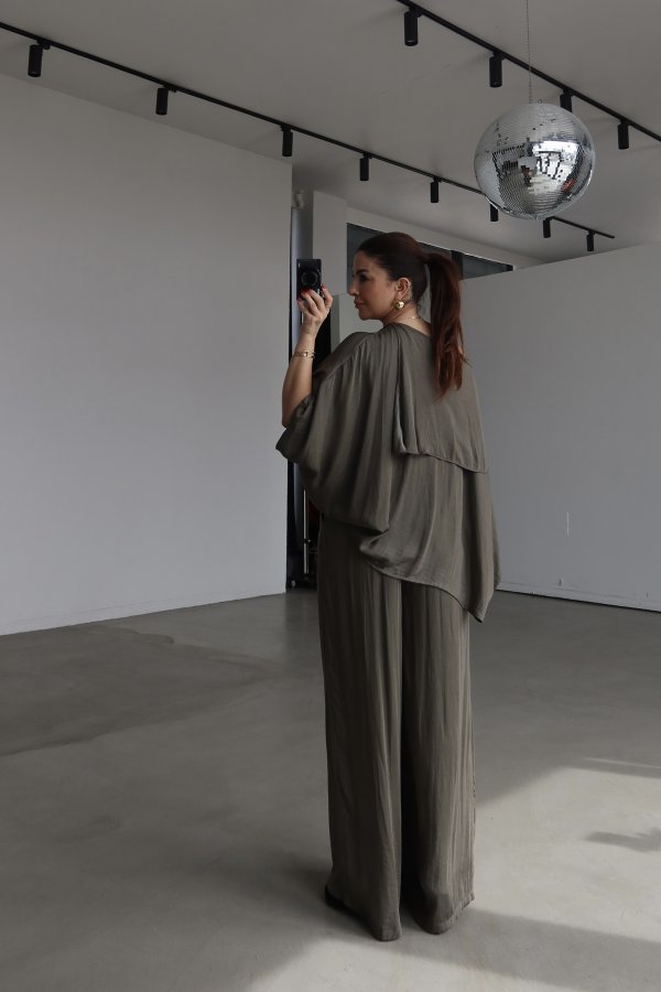 Asimetrik Kesim Oversize Bluz Pantolon Takım