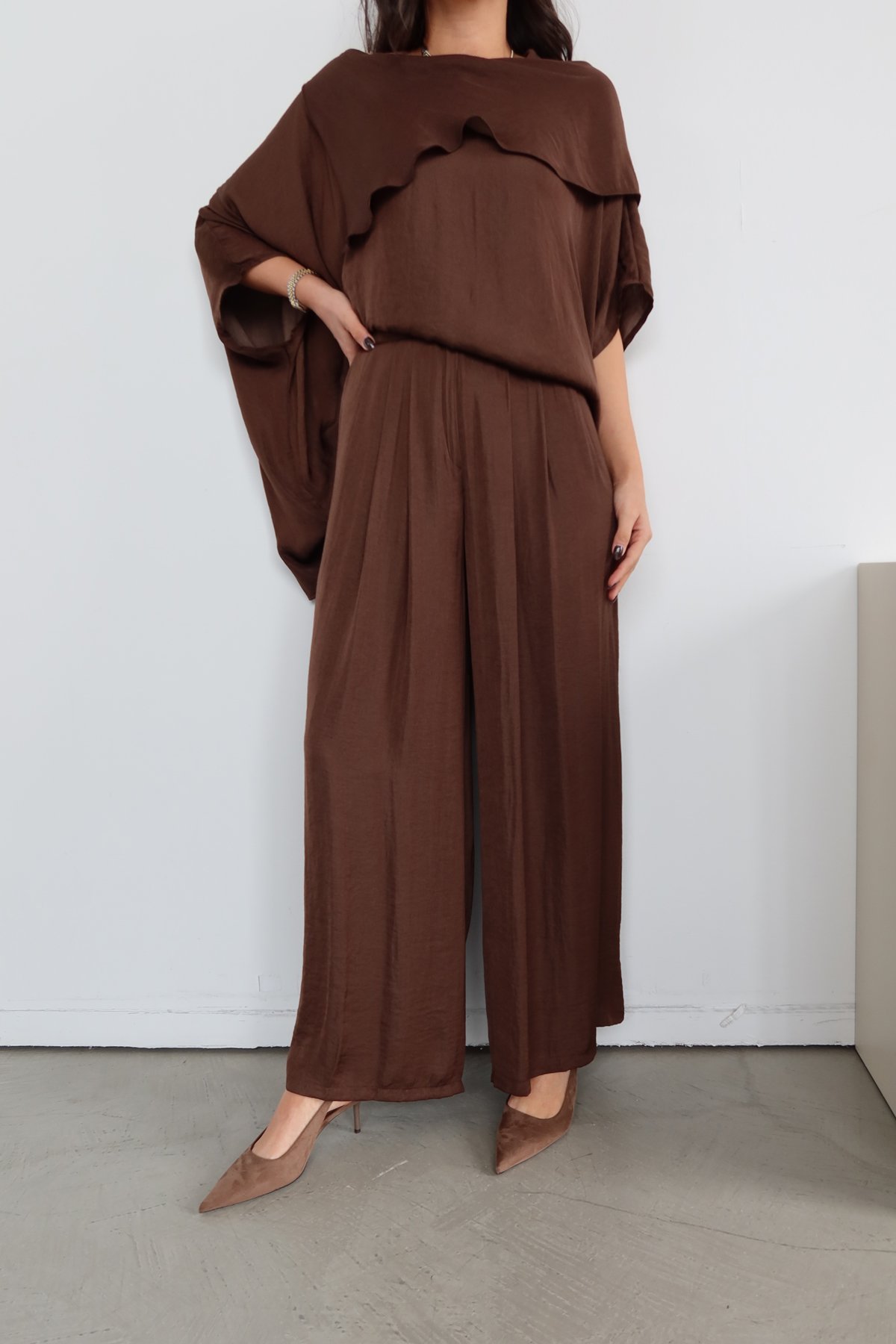 Asimetrik Kesim Oversize Bluz Pantolon Takım