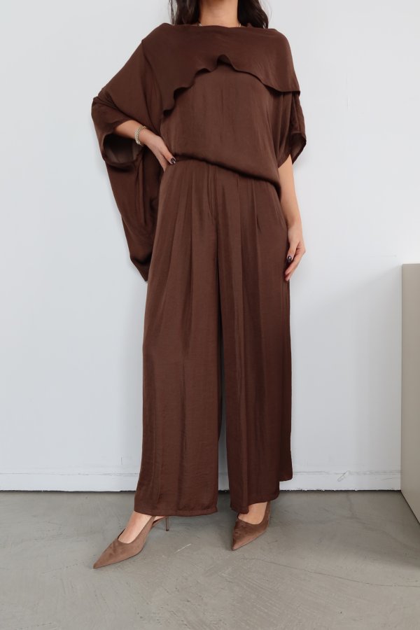 Asimetrik Kesim Oversize Bluz Pantolon Takım