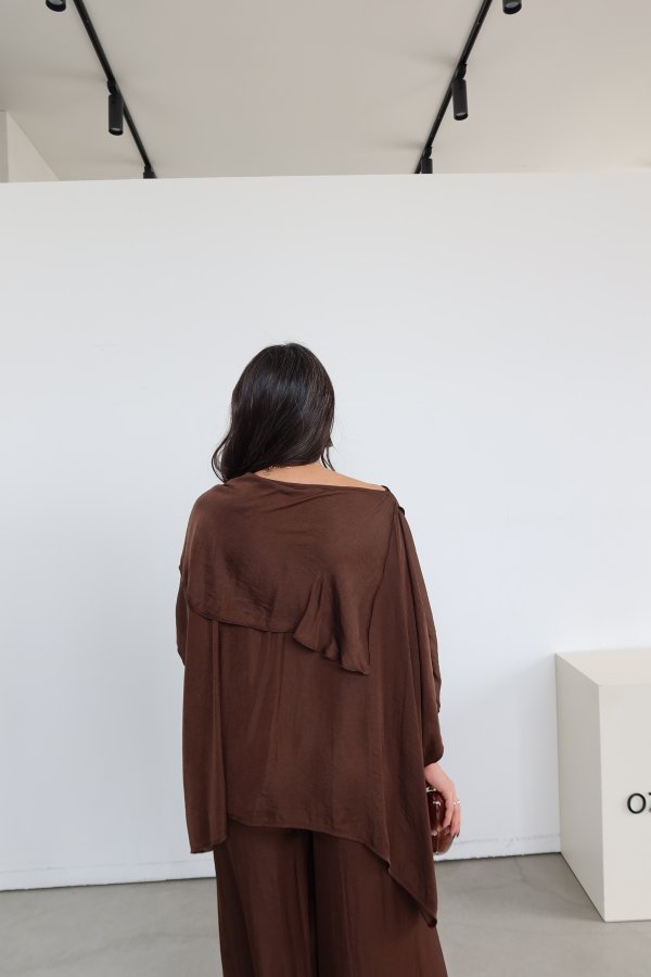 Asimetrik Kesim Oversize Bluz Pantolon Takım