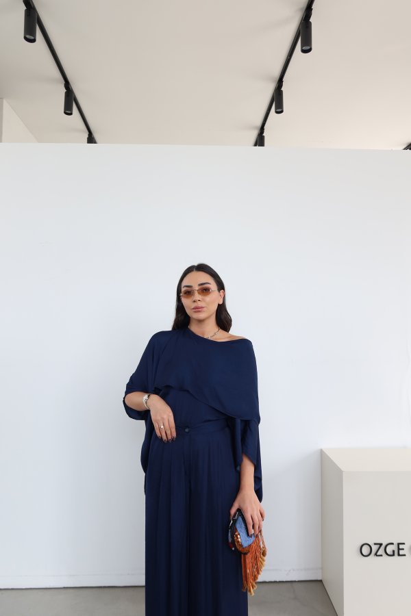 Asimetrik Kesim Oversize Bluz Pantolon Takım