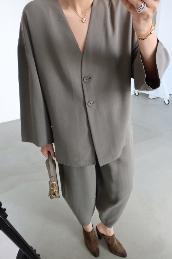 Önü Kısa Arkası Uzun Ceket Pantolon Takım