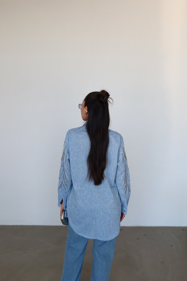 Boncuk İşlemeli Keten Gömlek