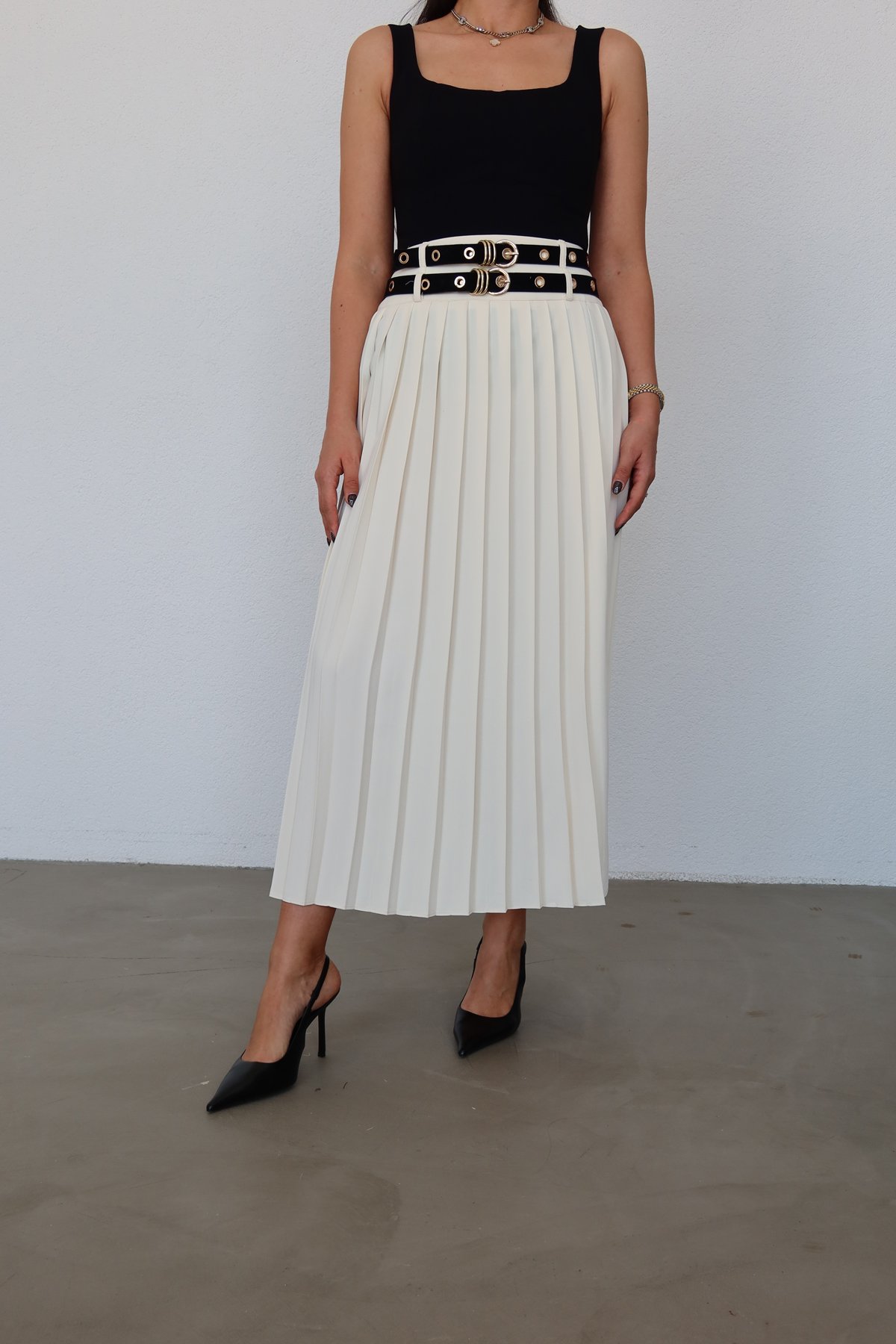 Çift Kemerli Piliseli Etek