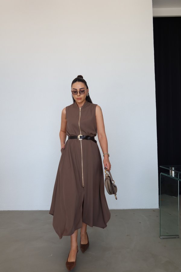 Boydan Fermuarlı Kemerli Elbise