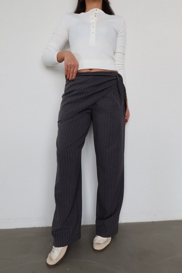 Çizgili Bel AKsesuarlı Pantolon