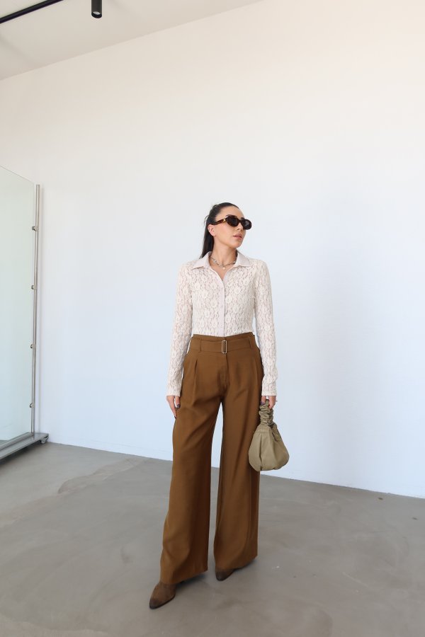 Pileli Kemerli Poperbag Pantolon