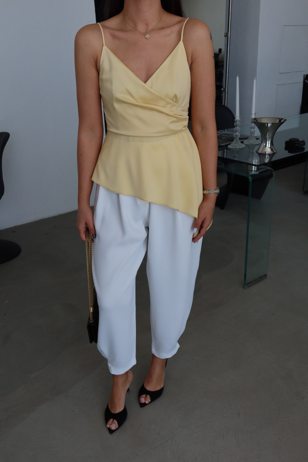 Asimetrik Kesim Saten Bluz