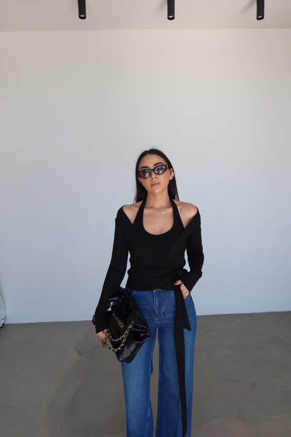 Kruvaze Yaka Bağlamalı Bluz