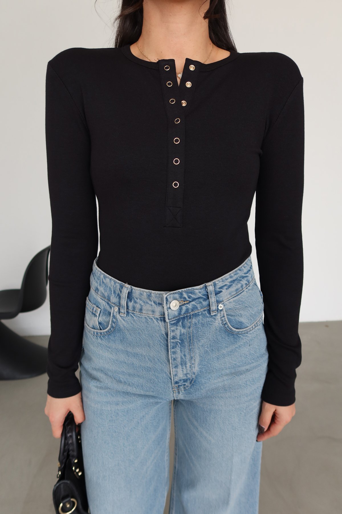 Çıtçıtlı Uzun Kollu Bluz