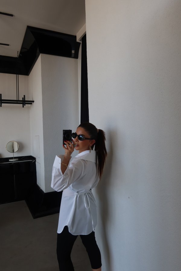 Oversize Kuşaklı Poplin Gömlek