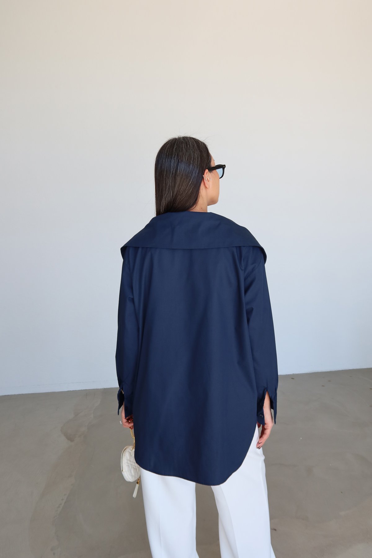 Oversize Kuşaklı Poplin Gömlek