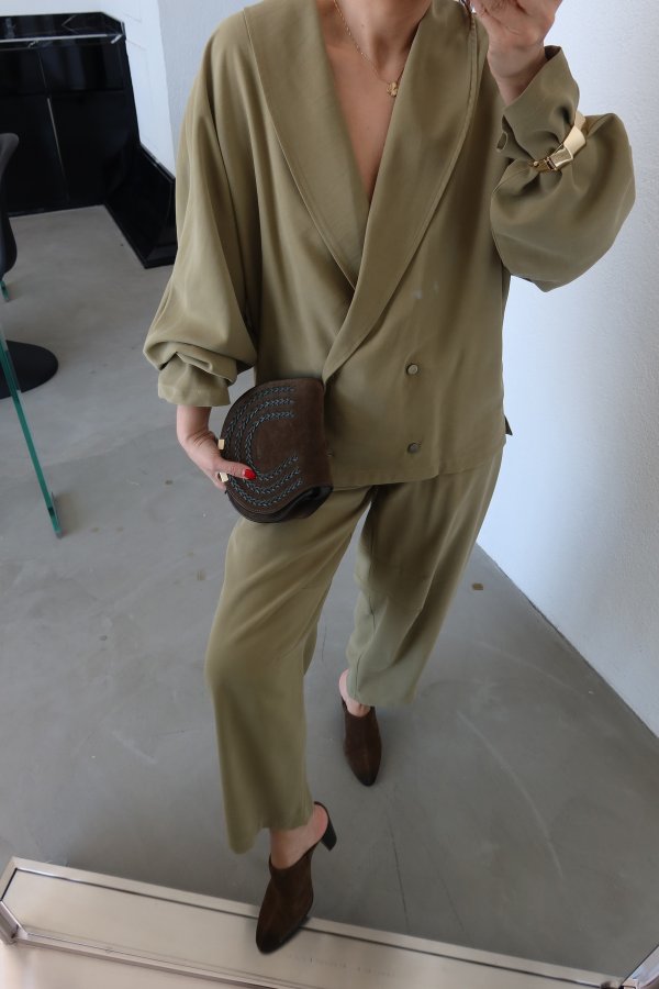 Yumuşak Dokulu Ceket Pantolon Takım