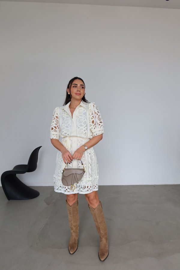 Güpür İşlemeli Tasarım Elbise