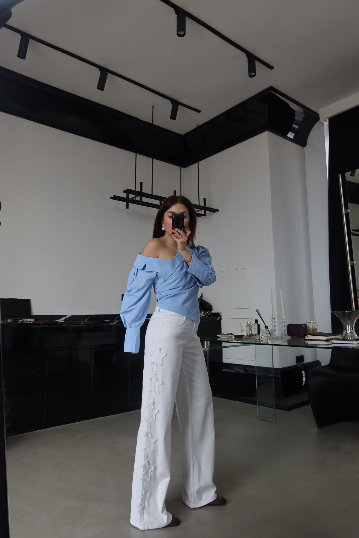 Yıldız Yamalı Straight Fit Jean