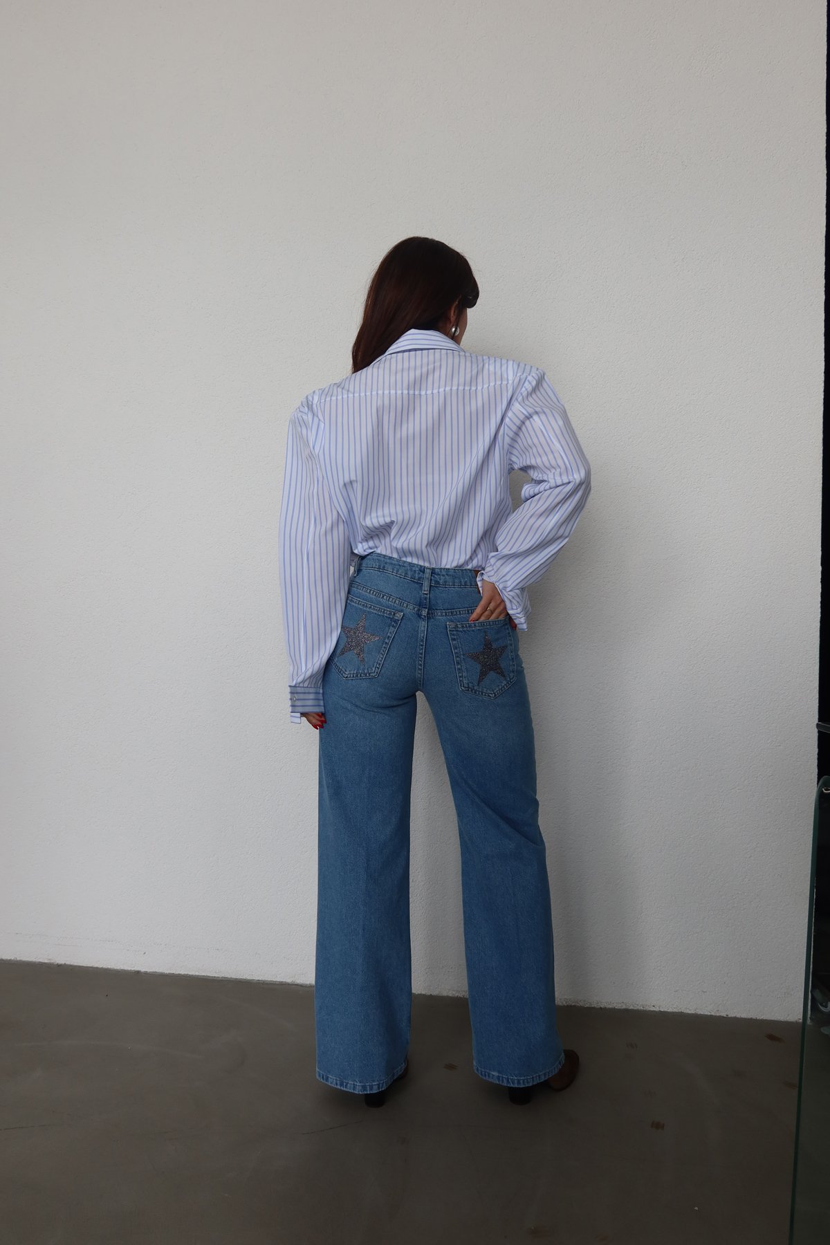 Arka Cebi Yıldız Baskılı Straight Fit Jean