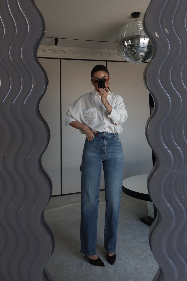 Taşlamalı Lazer Kesikli Jean