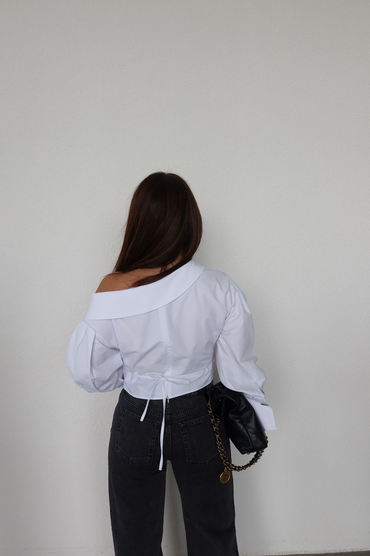 Omuzu Açık Drapeli Bluz