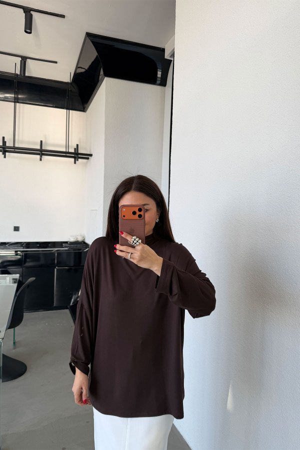Dik Yaka Oversize Bluz